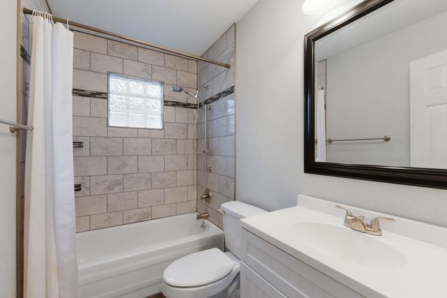 1206 Sherrard ST, Burnet, TX 78611