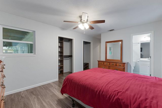 1206 Sherrard ST, Burnet, TX 78611