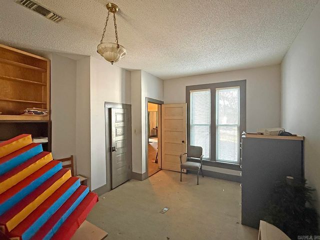 1036 Clifton Street, Conway, AR 72034