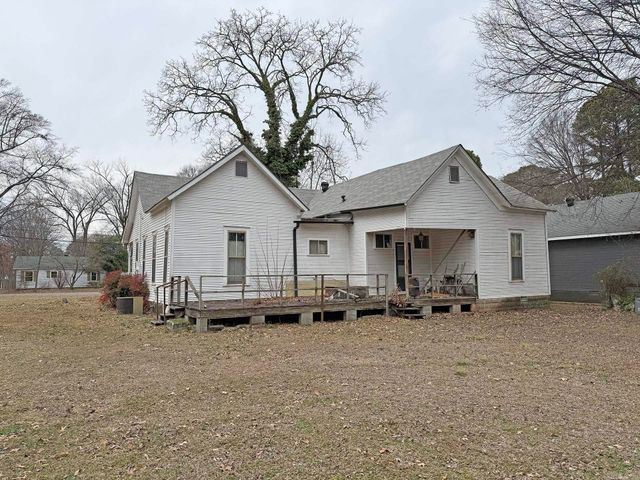 1036 Clifton Street, Conway, AR 72034