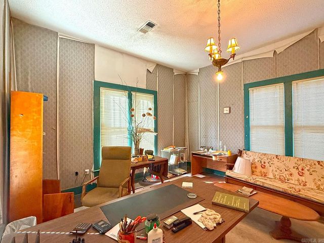 1036 Clifton Street, Conway, AR 72034