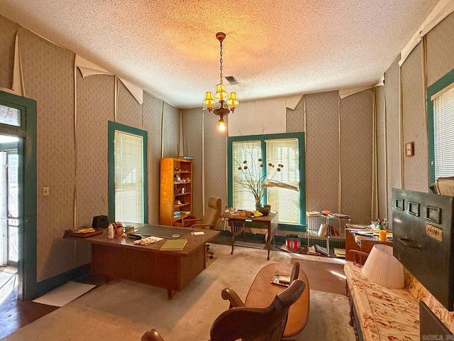 1036 Clifton Street, Conway, AR 72034