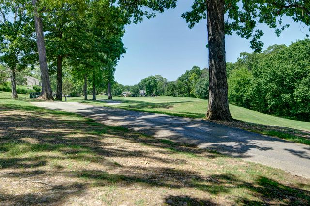 186 Bunker Ridge Drive, 2, Branson, MO 65616