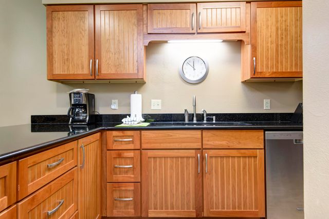 186 Bunker Ridge Drive, 2, Branson, MO 65616