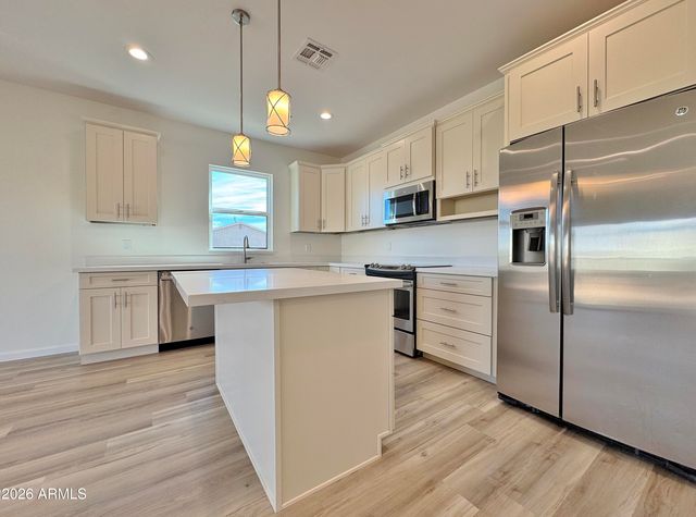 8980 W CORONADO Drive, Arizona City, AZ 85123