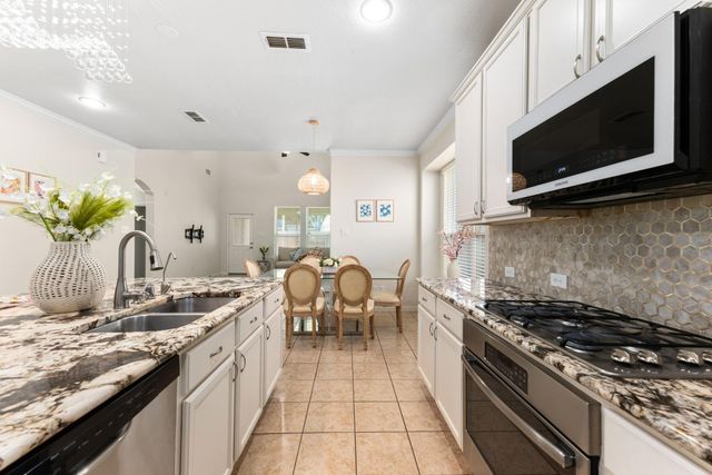 17715 Sauki Lane, Richmond, TX 77407