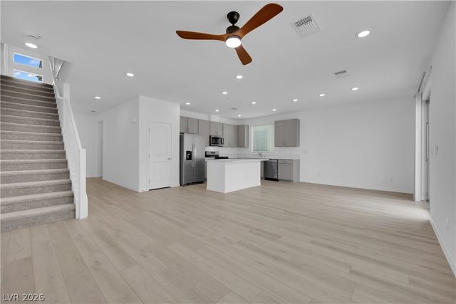 5916 Obsidian Sky Avenue, Las Vegas, NV 89141