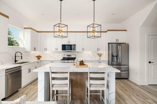 1306 Grove Street, Houston, TX 77020
