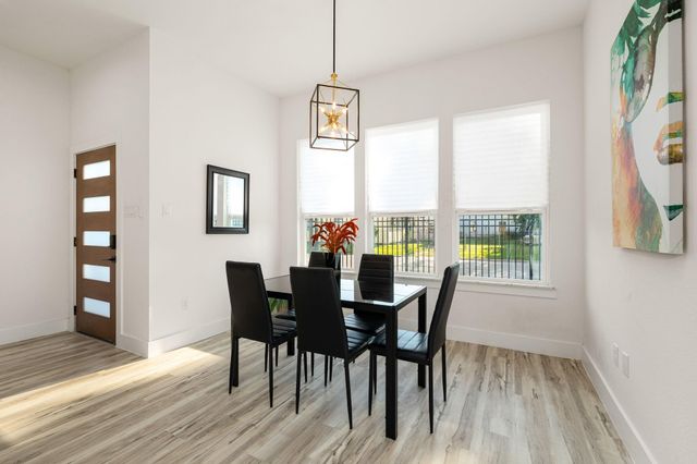 1306 Grove Street, Houston, TX 77020