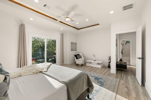 1306 Grove Street, Houston, TX 77020