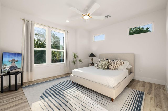 1306 Grove Street, Houston, TX 77020