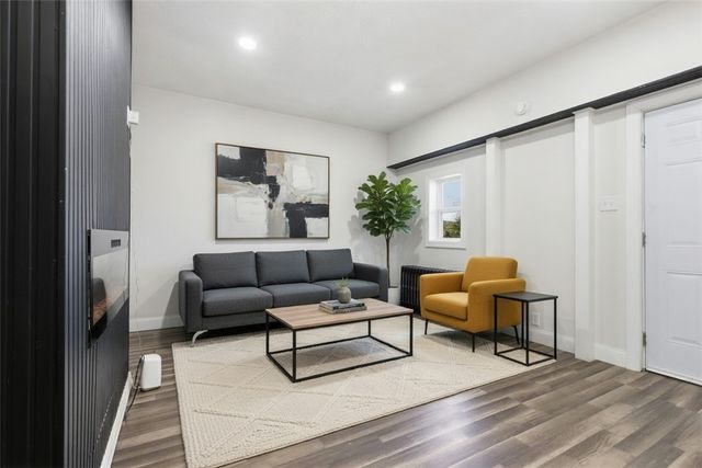 2528 Beaver Ave, Monaca, PA 15061