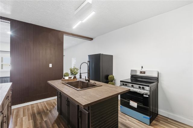 2528 Beaver Ave, Monaca, PA 15061