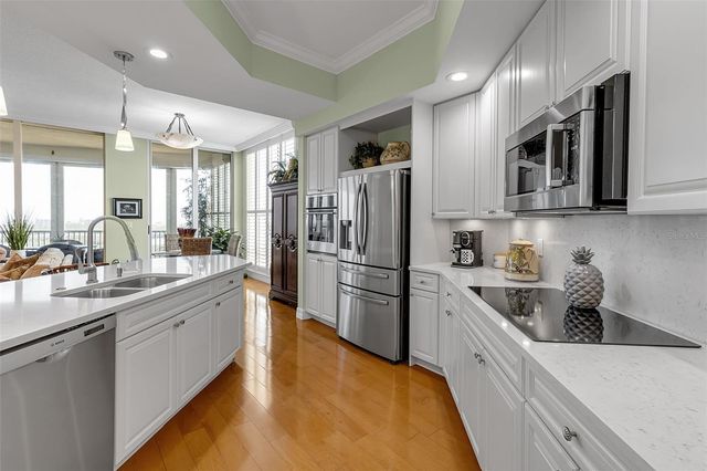 409 N POINT ROAD 1003, Osprey, FL 34229