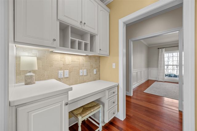 4615 Blarney Drive NE, Cedar Rapids, IA 52411