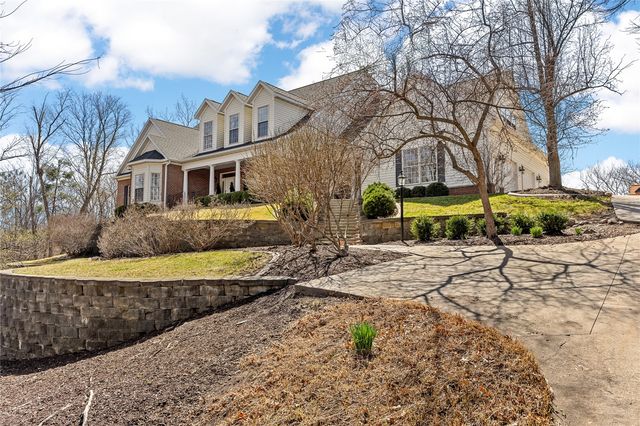 4615 Blarney Drive NE, Cedar Rapids, IA 52411