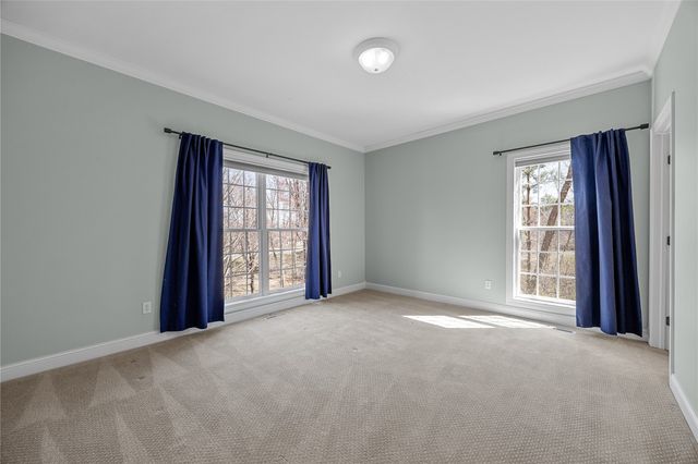 4615 Blarney Drive NE, Cedar Rapids, IA 52411