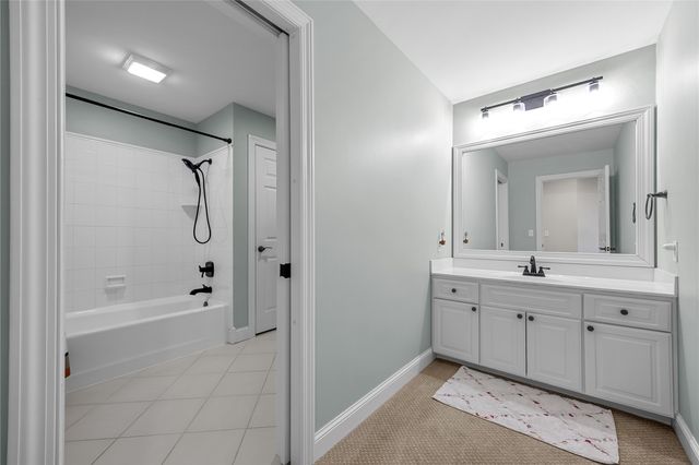 4615 Blarney Drive NE, Cedar Rapids, IA 52411