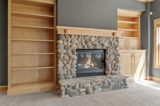 4615 Blarney Drive NE, Cedar Rapids, IA 52411