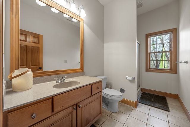 4615 Blarney Drive NE, Cedar Rapids, IA 52411