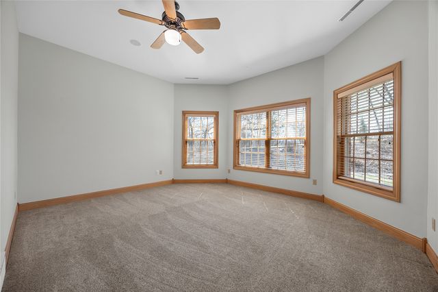 4615 Blarney Drive NE, Cedar Rapids, IA 52411