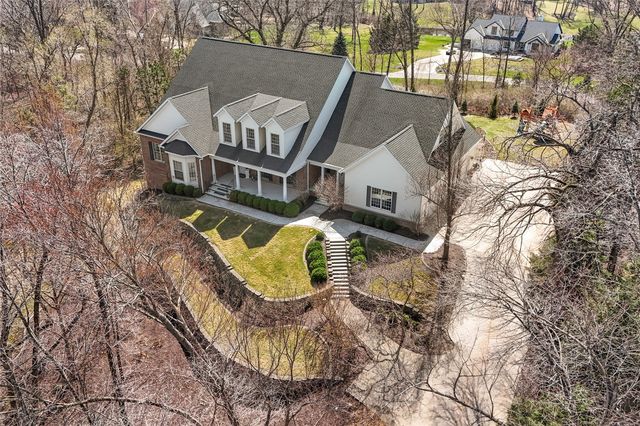 4615 Blarney Drive NE, Cedar Rapids, IA 52411