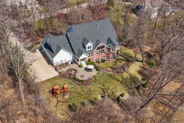 4615 Blarney Drive NE, Cedar Rapids, IA 52411