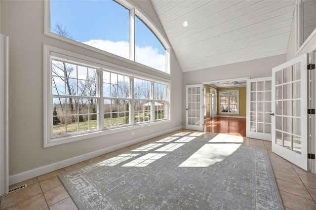 4615 Blarney Drive NE, Cedar Rapids, IA 52411