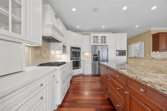 4615 Blarney Drive NE, Cedar Rapids, IA 52411