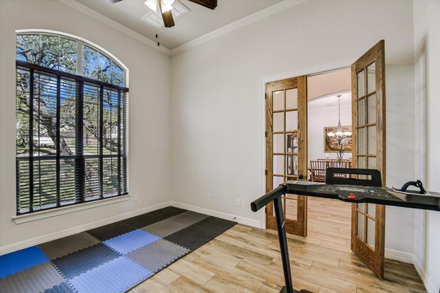 2404 First View, Leander, TX 78641