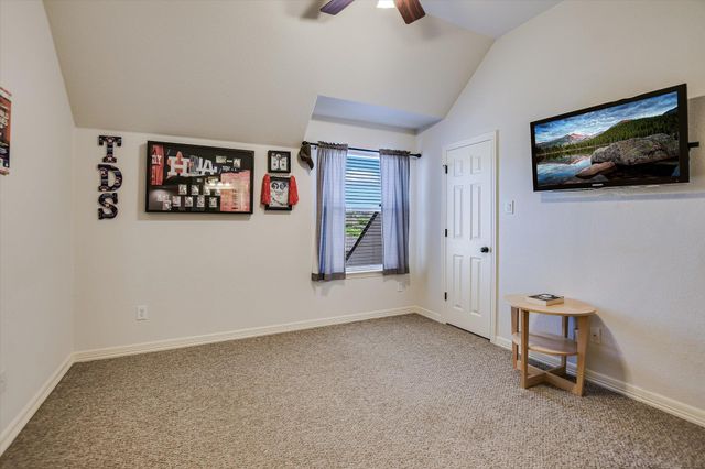 2404 First View, Leander, TX 78641