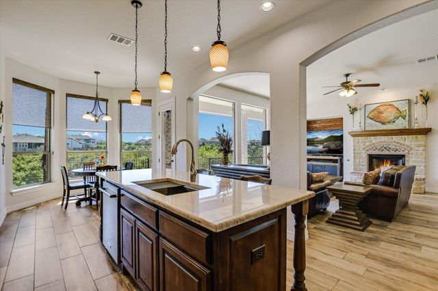 2404 First View, Leander, TX 78641