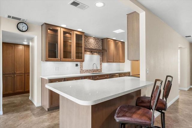 46205 Burroweed Lane, Palm Desert, CA 92260