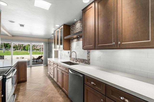 46205 Burroweed Lane, Palm Desert, CA 92260