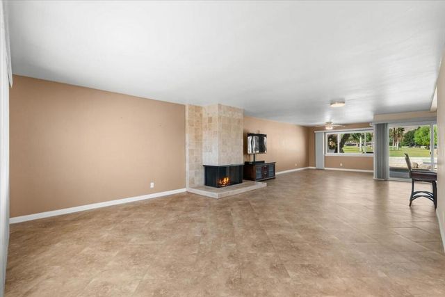 46205 Burroweed Lane, Palm Desert, CA 92260