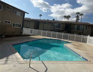 1900 W Glenoaks F, Anaheim, CA 92801