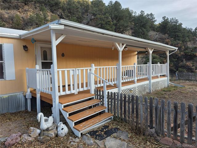 598 County Road 12, Cotopaxi, CO 81223