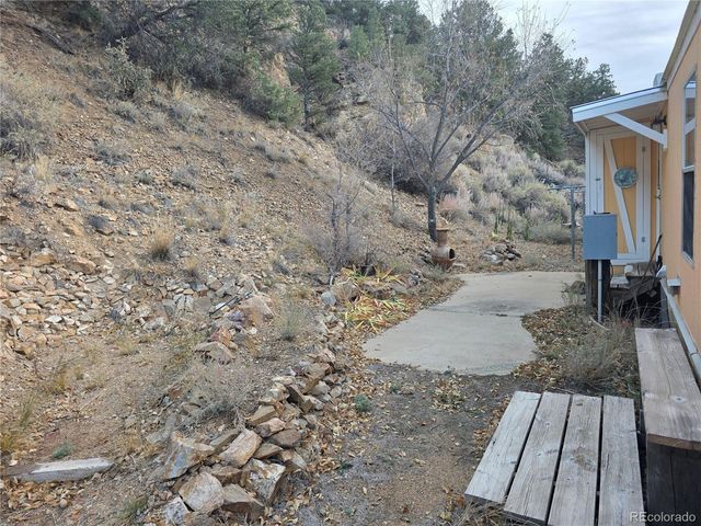 598 County Road 12, Cotopaxi, CO 81223