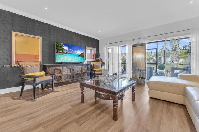 8394 SW 154th Ave 43, Miami, FL 33193