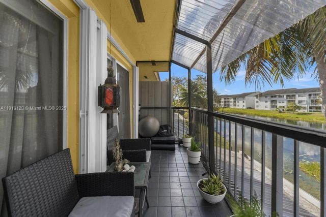 8394 SW 154th Ave 43, Miami, FL 33193