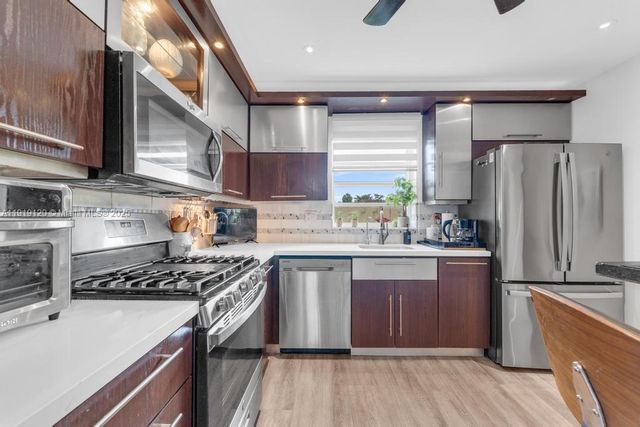 8394 SW 154th Ave 43, Miami, FL 33193