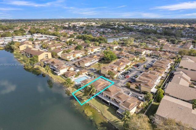 8394 SW 154th Ave 43, Miami, FL 33193