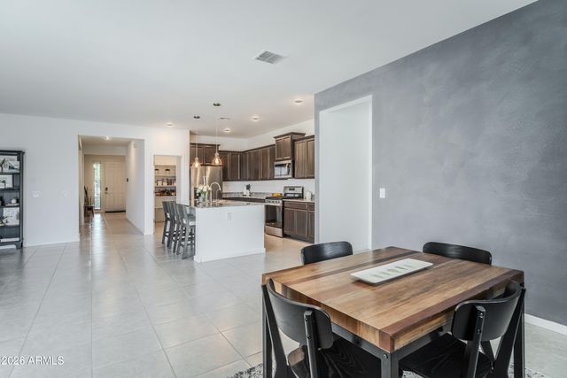 30324 N MONARCH Drive, San Tan Valley, AZ 85143