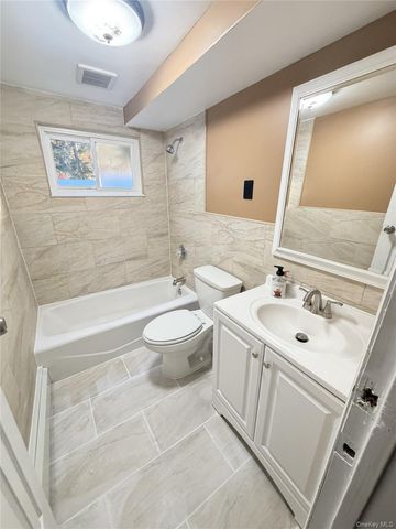 220 Kinkel Street, Westbury, NY 11590