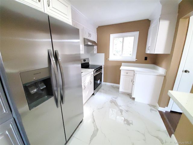 220 Kinkel Street, Westbury, NY 11590