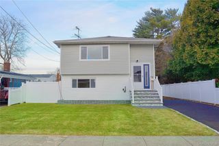 220 Kinkel Street, Westbury, NY 11590