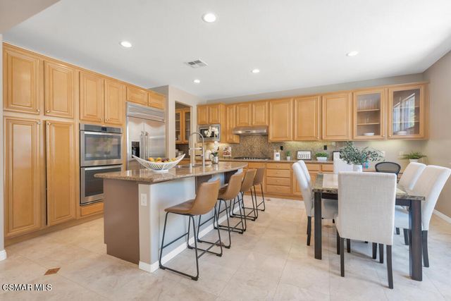 4251 Via Entrada, Newbury Park, CA 91320