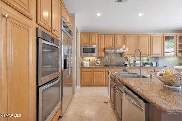 4251 Via Entrada, Newbury Park, CA 91320