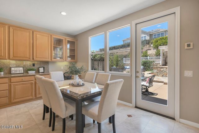 4251 Via Entrada, Newbury Park, CA 91320