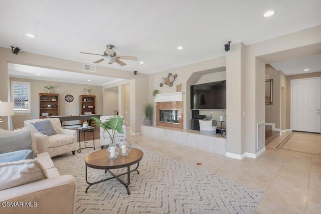 4251 Via Entrada, Newbury Park, CA 91320